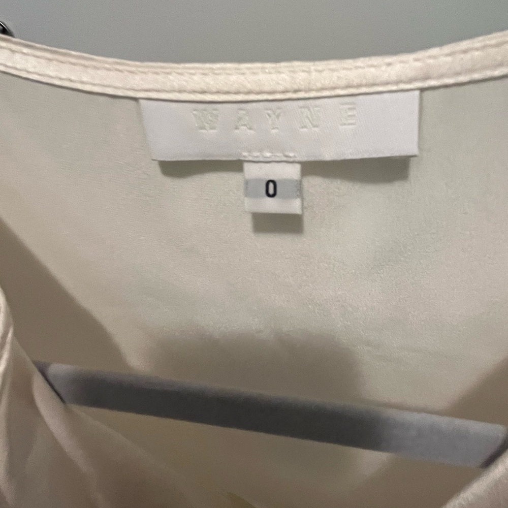 Wayne Cream Top